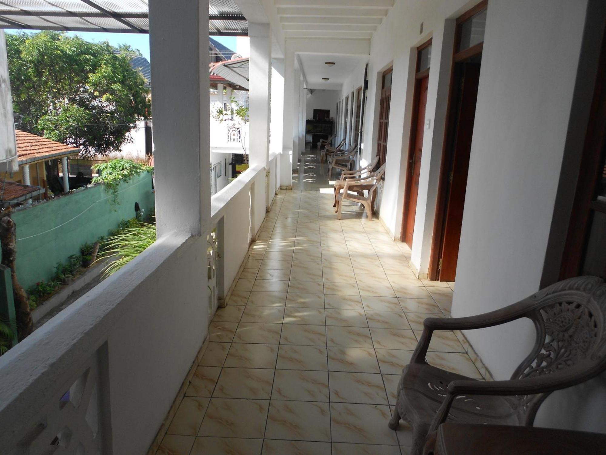 Shanith Guesthouse เนกอมโบ ภายนอก รูปภาพ