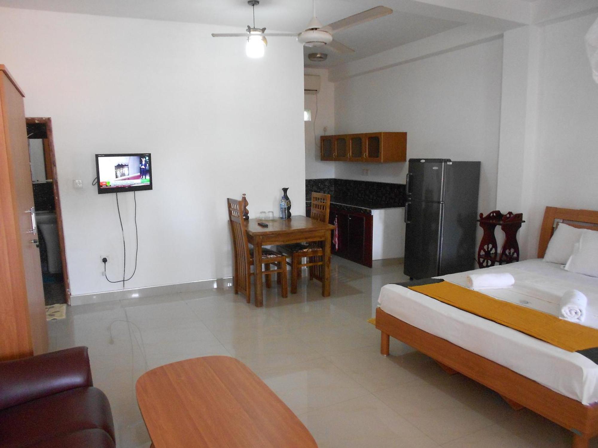 Shanith Guesthouse เนกอมโบ ภายนอก รูปภาพ