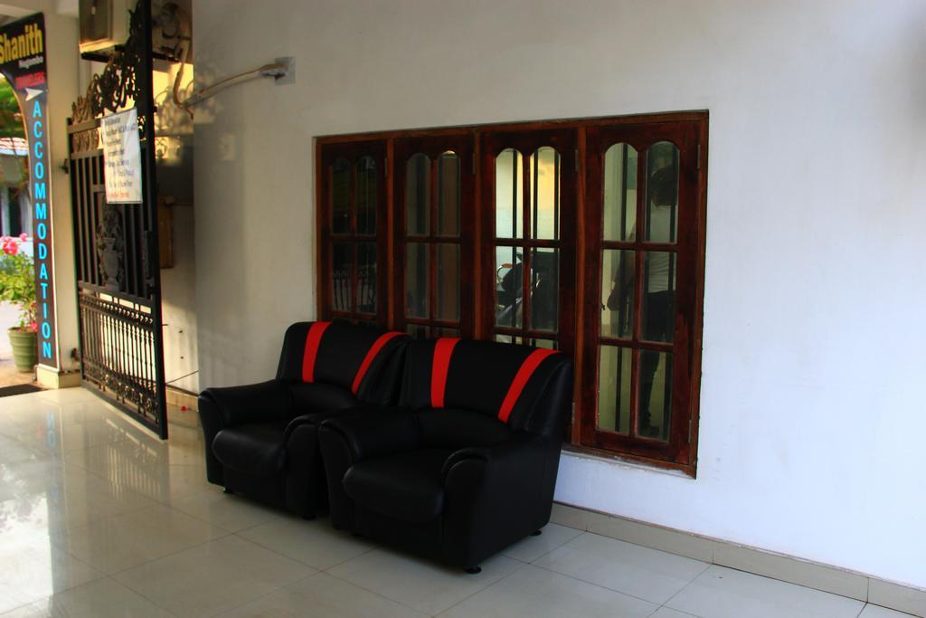 Shanith Guesthouse เนกอมโบ ภายนอก รูปภาพ